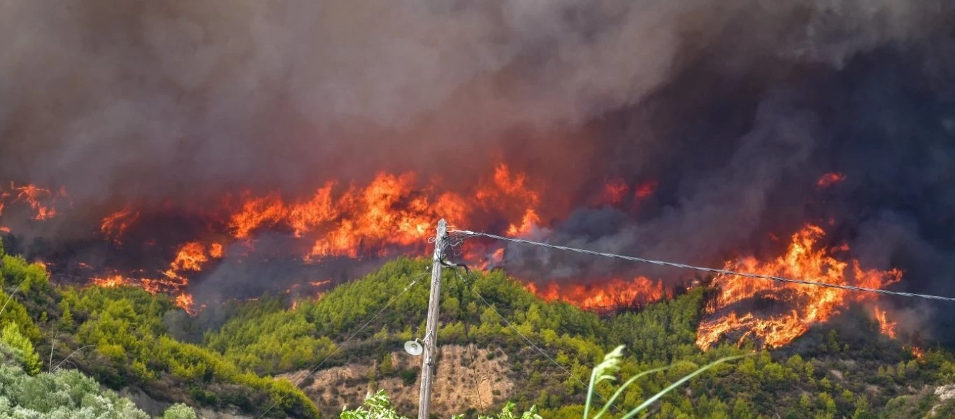 Σύσκεψη στον Δήμο Πύργου - Ξεκινά η καταγραφή των ζημιών από τις φωτιές